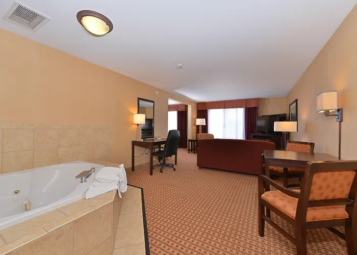 Express & By Ihg Hotel 2*