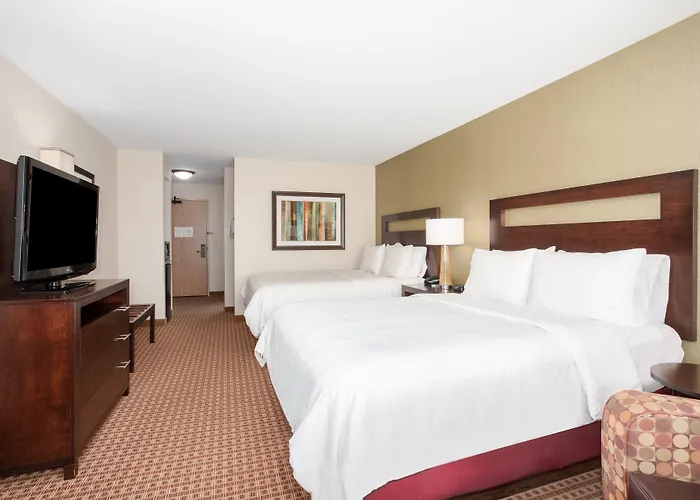 Hotel Express & By Ihg 2*